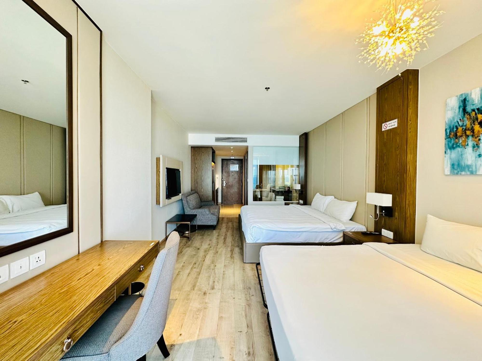 Jk.Boutique Oceanfront Panorama Residence Nha Trang Bagian luar foto